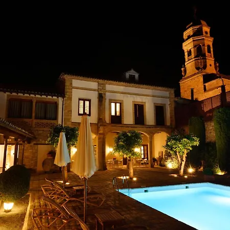 Hotel Puerta De La Luna-3