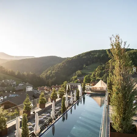 ABINEA Dolomiti Romantic SPA-3