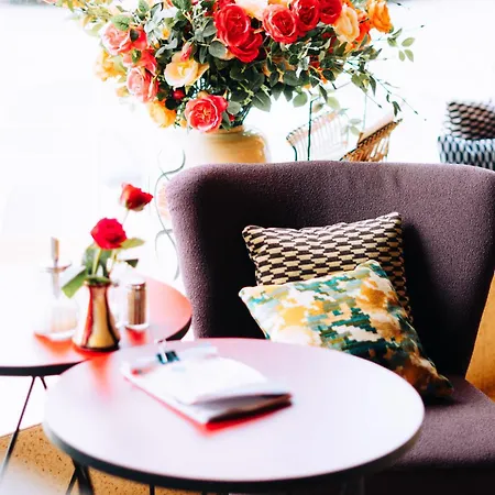 Molo Rouge - Boutiquehotel & Cafe-3