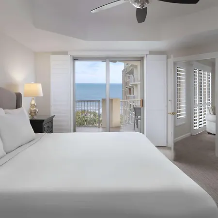 Royale Palms Condominiums-3