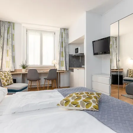 Hotel Zentral-3
