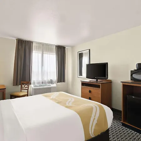 Quality Inn Cheyenne I-25 South-3