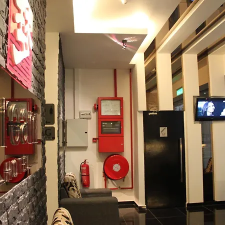 Dream Hotel-2