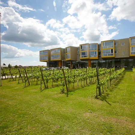 Loisium Wine & Spa Hotel Langenlois-2