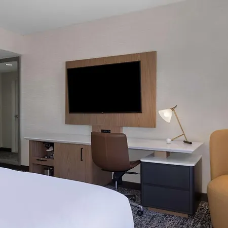 Doubletree By Hilton Las Vegas East Flamingo-2