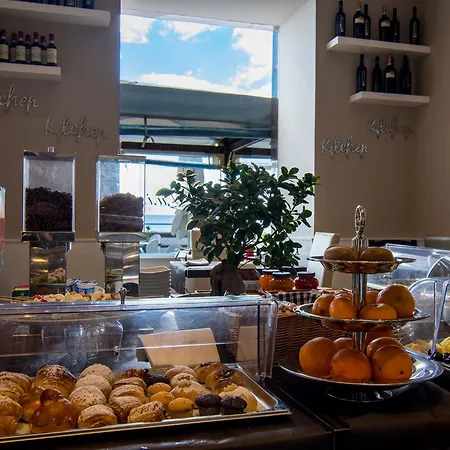 Partenope Relais-3