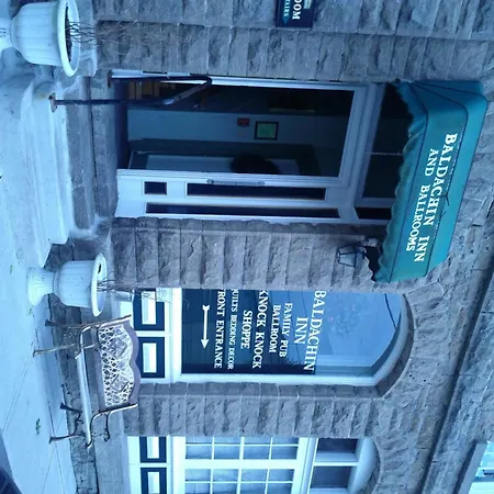 Baldachin Inn-2