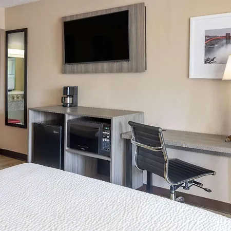 Ramada By Wyndham Rome - Verona-2