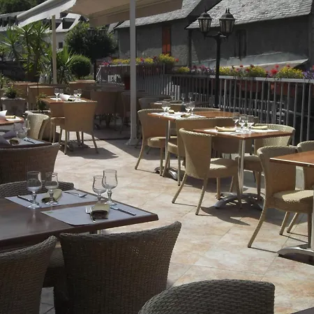Logis Hôtel Restaurant Auberge de l'Isard-3