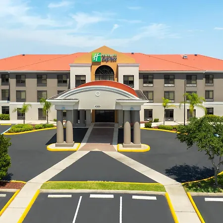 Holiday Inn Express & Suites Sebring By Ihg-2