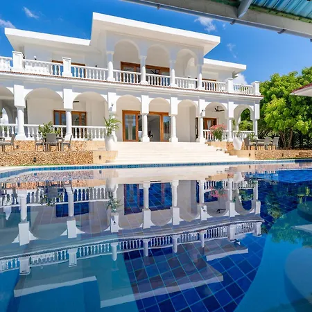 Villa Branca Diani Boutique Luxury & Personalized Service-3