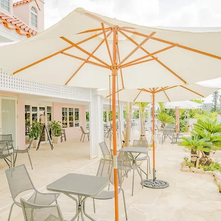 Hotel Breezebay Marina-2