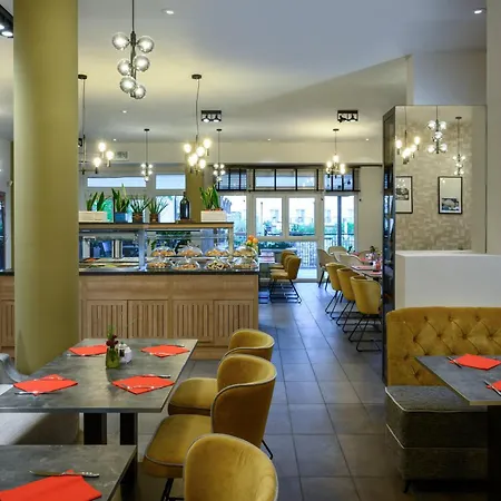 Leonardo Hotel Lago Di Garda - Wellness And Spa-2