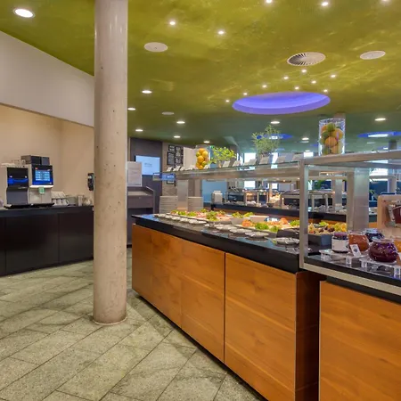 Hilton Garden Inn Stuttgart Neckarpark-2