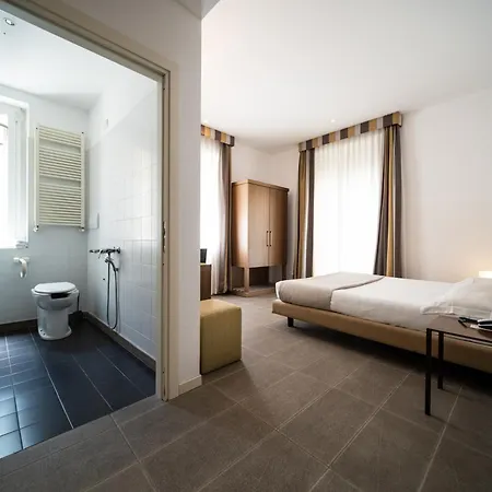 Hotel Trieste-2