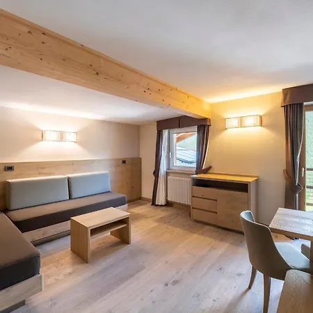 Design & Suite Hotel Ciarnadoi-3