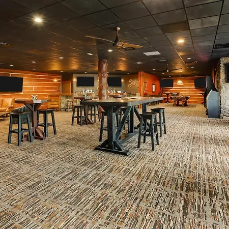 Stoney Creek Hotel La Crosse - Onalaska-2