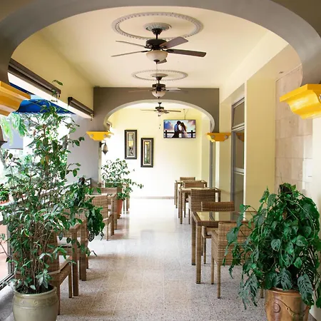 Hotel Plaza San Martin-3
