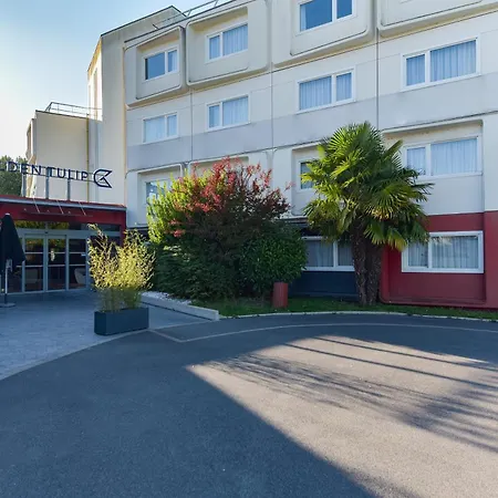 Golden Tulip Roissy Saint Witz-2