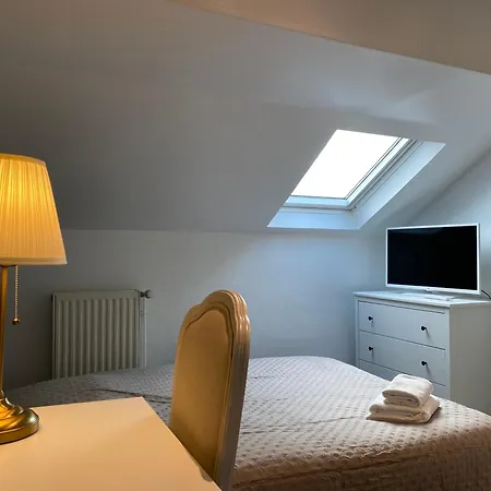 Hotel Saint Yves-2