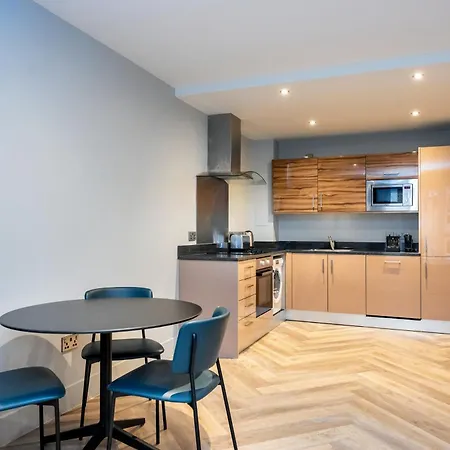Staycity Aparthotels Edinburgh West End-3
