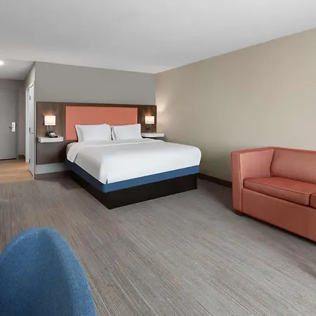 Hampton Inn & Suites Saginaw-2