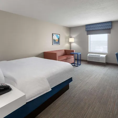 Hampton Inn & Suites Saginaw-3