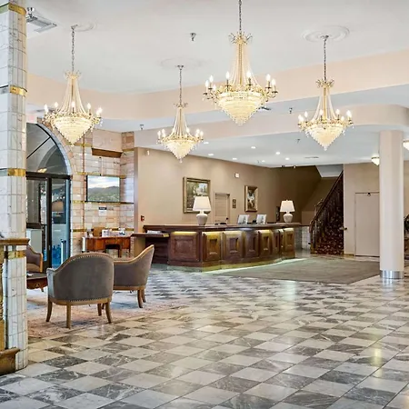 Chateau Big Bear Boutique Hotel, BW Signature Collection-3