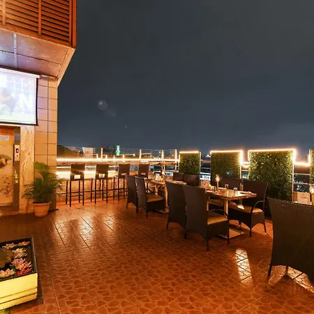 Hotel Roopa-2