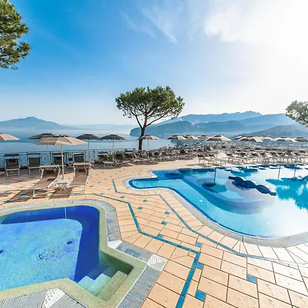 Grand Hotel President-2