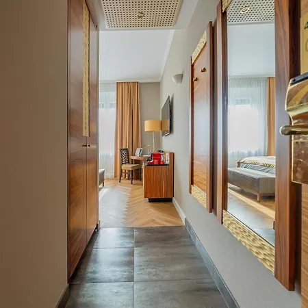 Hotel Josefshof Am Rathaus-2