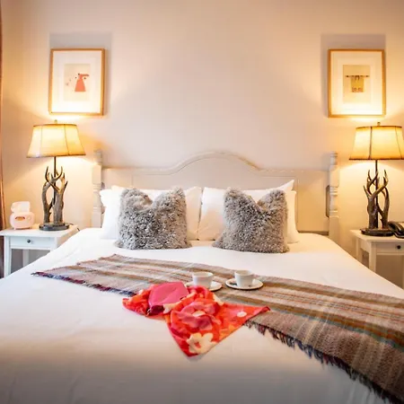 Emmet Hotel-2
