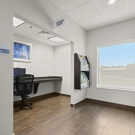 Holiday Inn Express & Suites Gonzales By Ihg-2