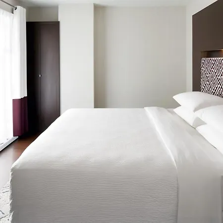 Four Points By Sheraton Levis Convention Centre-2