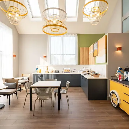 Spark By Hilton Toronto Markham-2