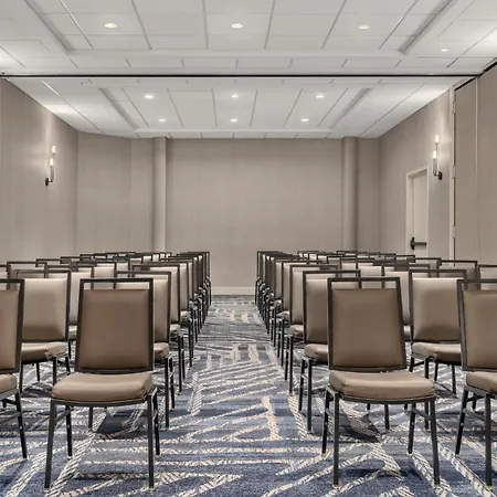 Crowne Plaza Virginia Beach Town Center By Ihg-2
