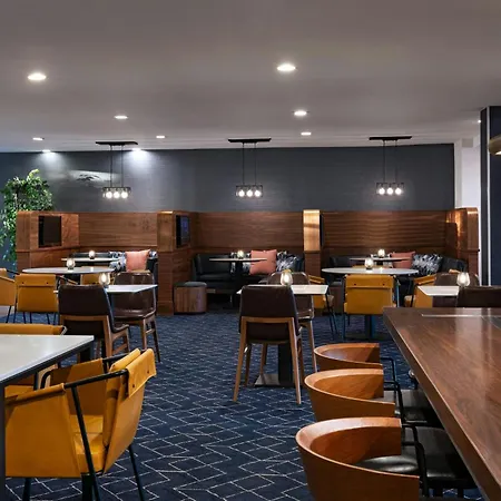 Courtyard By Marriott Laredo-2