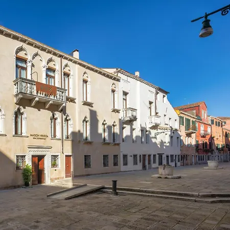 Maison Venezia | Una Esperienze-3
