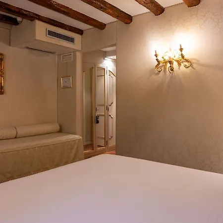 Hotel Antico Doge - A Member Of Elizabeth Hotel Group-3