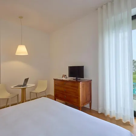 Hotel Emilia-2