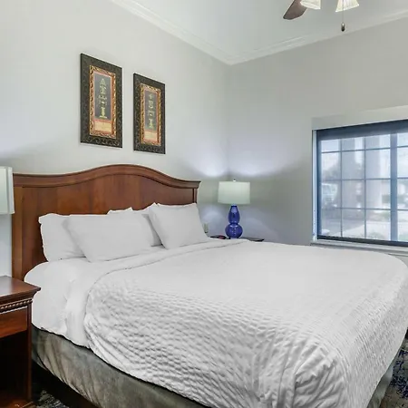Clarion Pointe Sulphur Springs-3