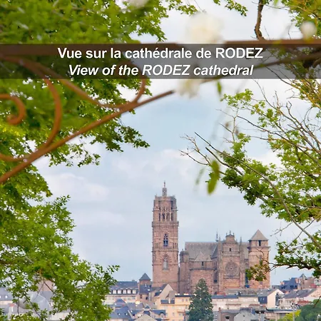 HÔTEL LA FERME DE BOURRAN - RODEZ - parking privé avec bornes pour voitures électriques-3