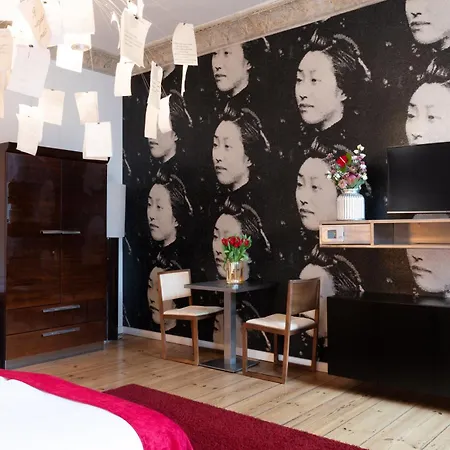 Hotel Adele am Alex-3