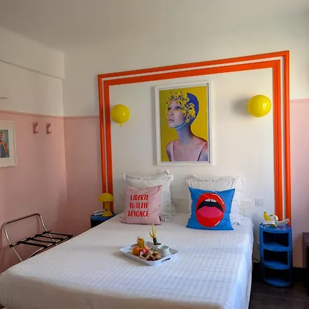 Hotel Mademoiselle-3