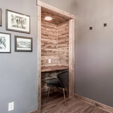 Boutique Hotel King, Queen & Kitchen Suites Easy Drive To Downtown-2