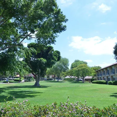 Shefayim Kibbutz Hotel-2
