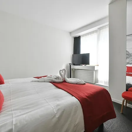 Home Swiss Hotel-3