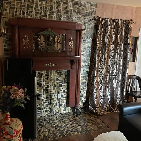 Nyc Townhouse Apartment-2