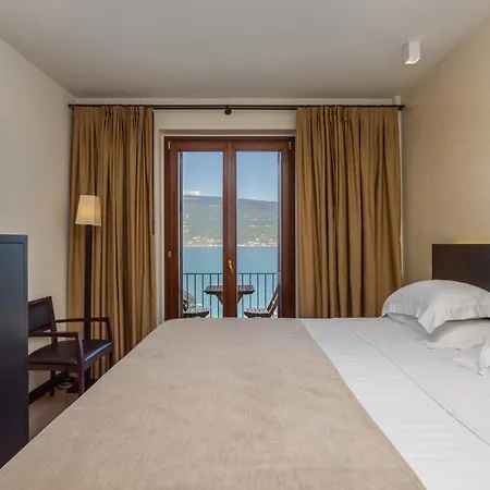Hotel Meandro - Lake View-3