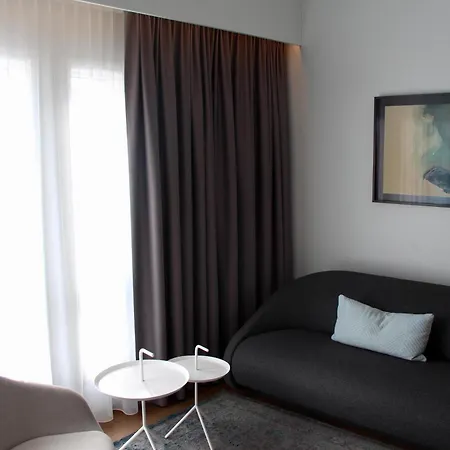 Hotel Berg By Keflavik Airport-2
